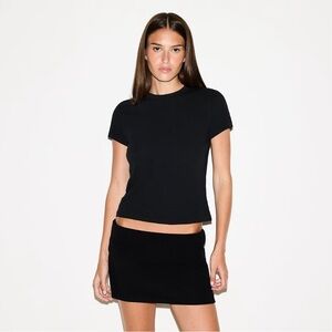 SKIMS Onyx Shrunken Short Sleeve T Shirt Size Medium